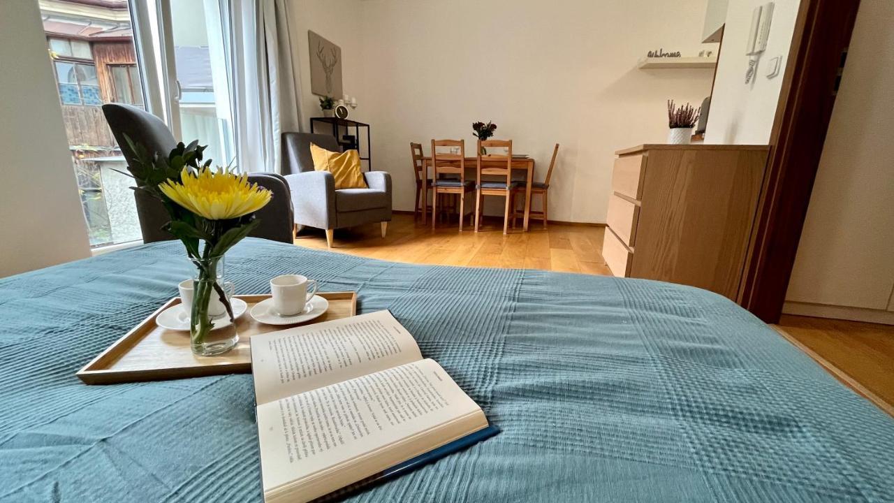 The Apartment Close To The City Center And O2 Arena 프라하 외부 사진