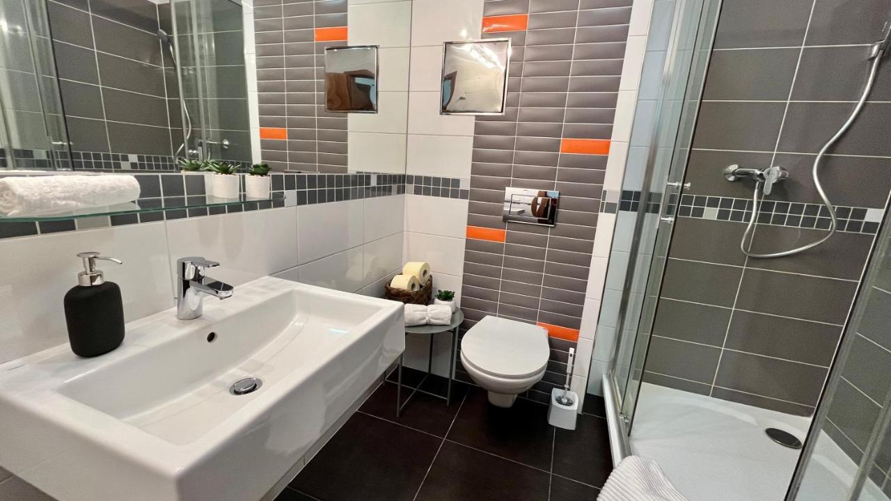 The Apartment Close To The City Center And O2 Arena 프라하 외부 사진